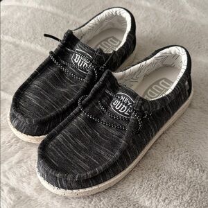 Like New HEY DUDE Kids' Wally Slip On Shoe - Little/Big Kids size 2